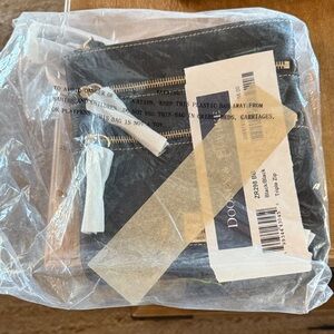 Dooney & Bourke ZR298 BB crossbody triple zip